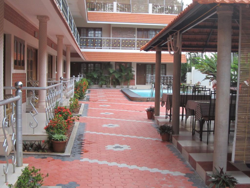 View Heights Resort Kovalam Exterior photo