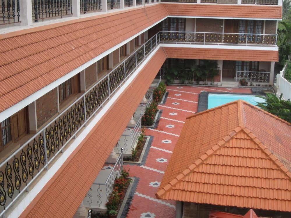 View Heights Resort Kovalam Exterior photo